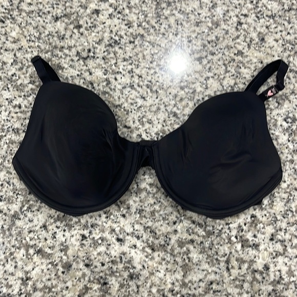 Victoria’s Secret bra - Picture 1 of 5